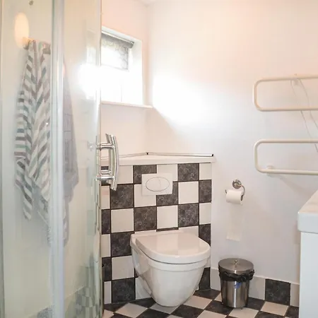 Two-bedroom In V *