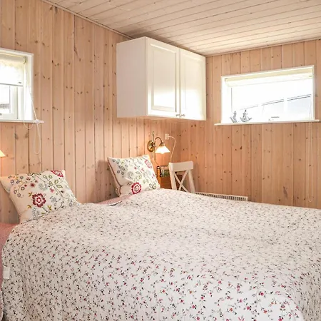 Two-bedroom In V Tatil Evi *