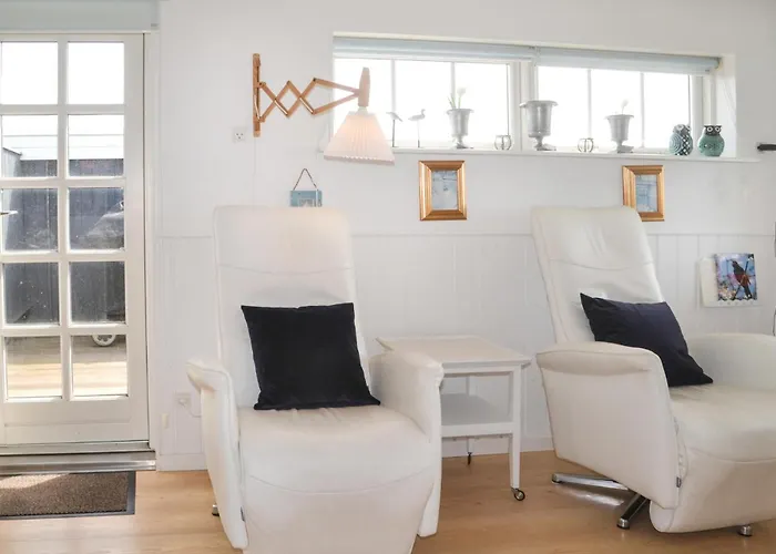 Two-bedroom In V *