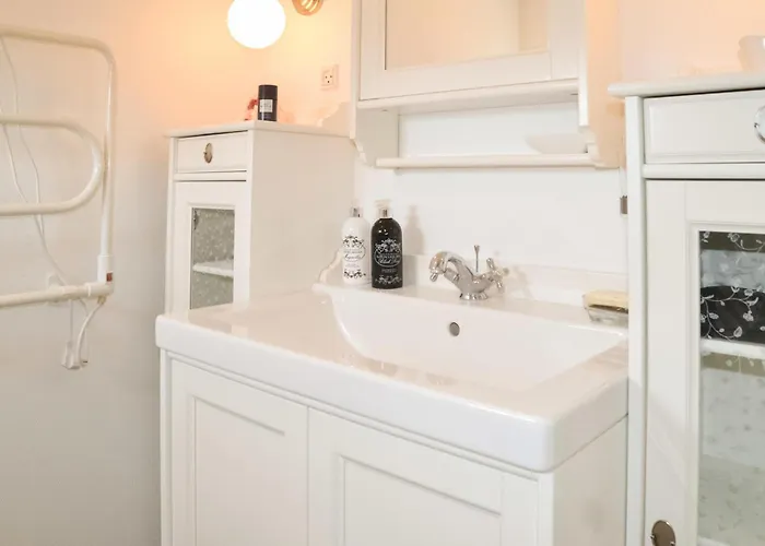 Two-bedroom In V
