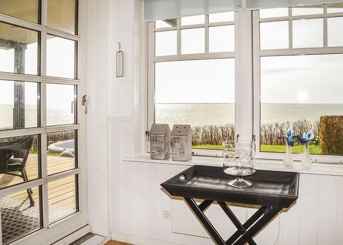 Дом отдыха Two-bedroom In V